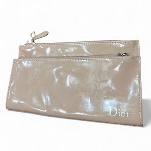 CHRISTIAN DIOR Beauty Tan Patent Makeup Cosmetics Bag Pouch Clutch w/CD Charms